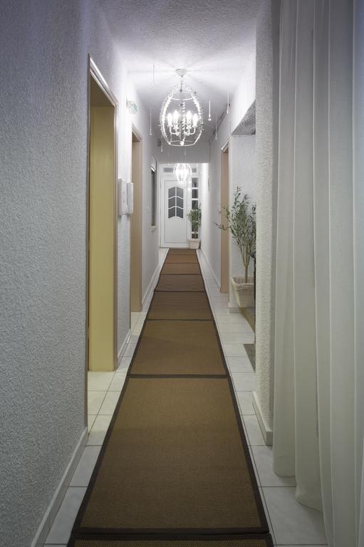 Apartament Frau Irenes Haus Sarti Zewnętrze zdjęcie